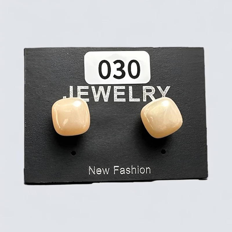 铜合金耳饰 【030】简约时尚方形耳钉小巧高级感气质耳环女
