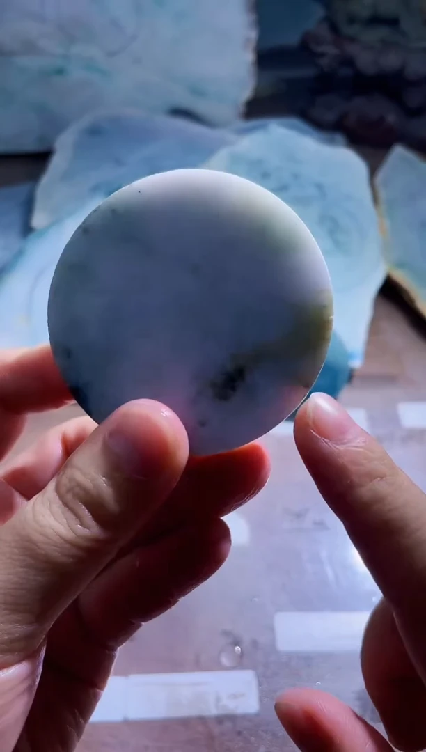 翡翠未镶嵌颈饰零零4