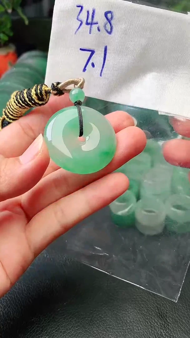 定制石英质玉（非洲翠）平安扣