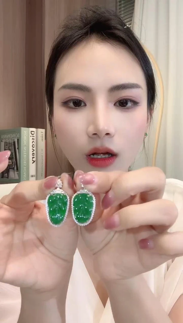 【云中意】18K金 翡翠叶子吊坠（不含链）- 多样性发一件bg