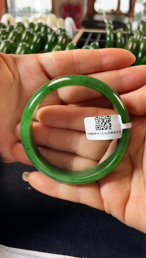 未镶嵌手镯和田玉（碧玉）碧玉手镯