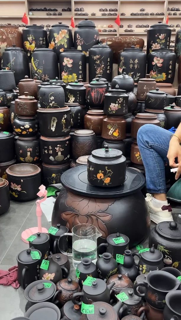 罐瑕疵茶叶罐 彩填德中 831