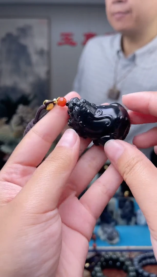 未镶嵌和田玉挂件1