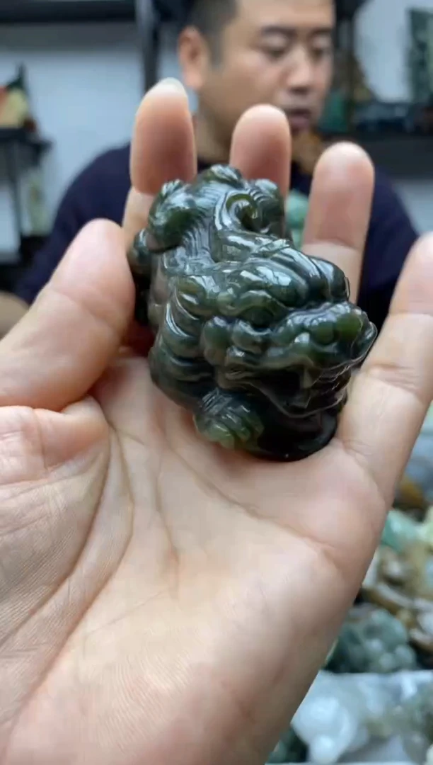 未镶嵌和田玉把件1