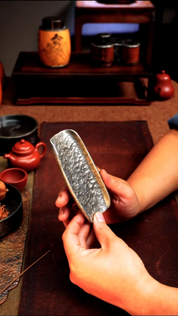 鹏**。1190拍品厚款纯锡茶则5.5*13.3