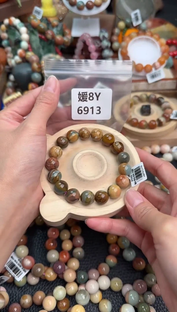 【闪购商品】石英质玉手链未镶嵌8Y6913