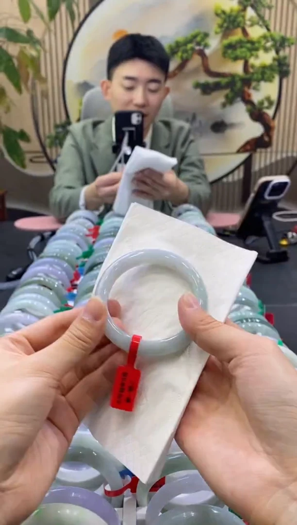 未镶嵌手镯翡翠0058