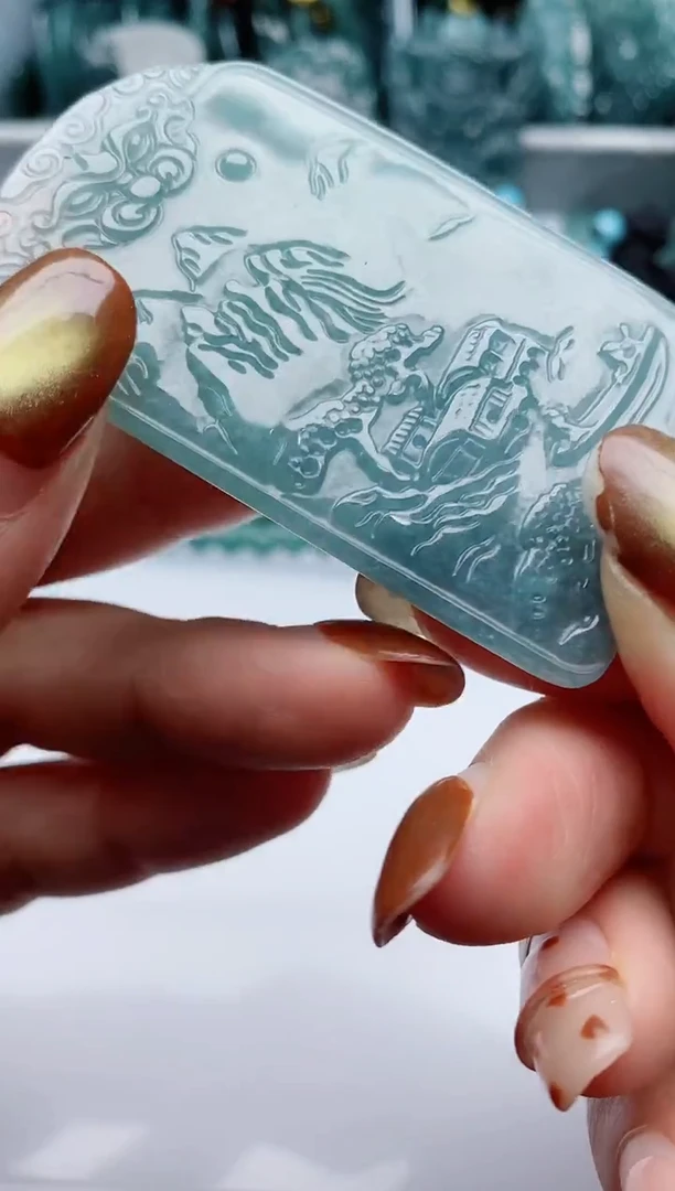 颈饰未镶嵌翡翠