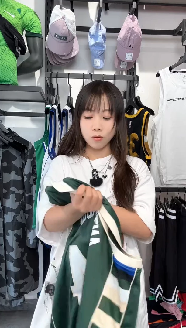 1764编码 耐克卫衣以直播间过款为准 尺码