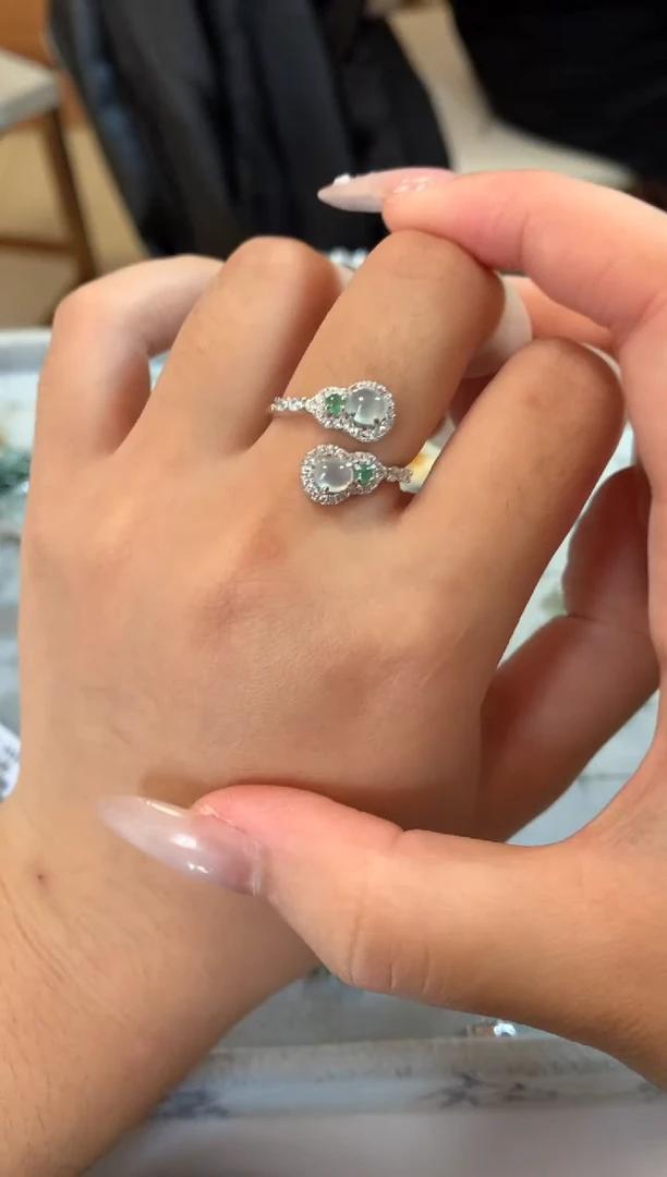 银S925镶嵌戒指翡翠…****巧1