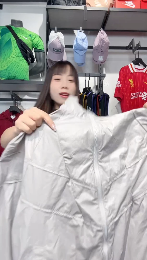 1585    编码 瑕疵款以直播间过款为准 尺码XL