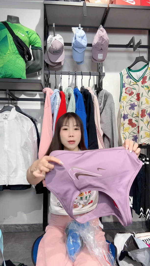 1416 编码 瑕疵款直播间过款为准 尺码165