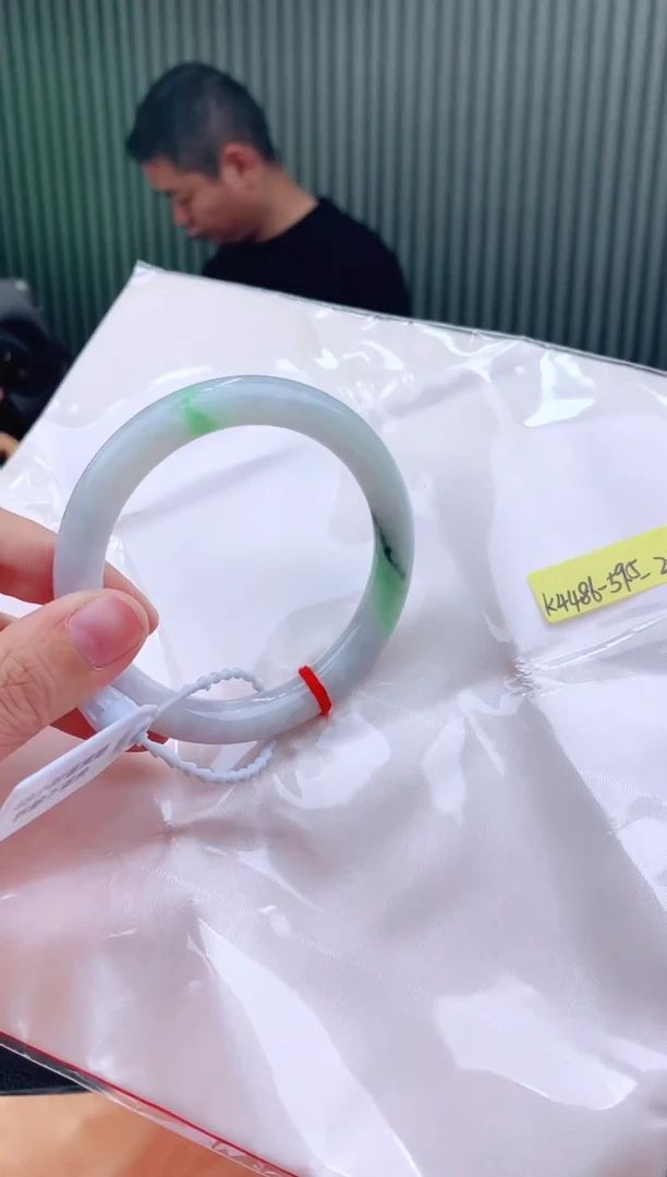 未镶嵌手镯翡翠59+