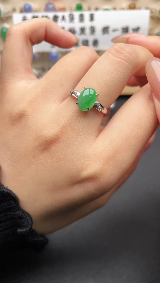 银S925镶嵌戒指翡翠一物一证一礼盒