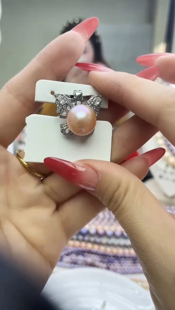 未镶嵌吊坠淡水珍珠紫色系 蝴蝶设计款