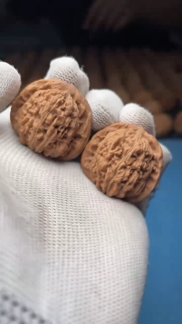 桃核把件a14  楼子 33尺