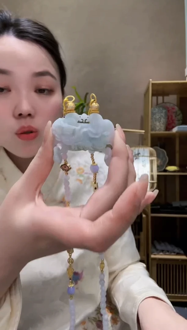 【闪购商品】翡翠颈饰未镶嵌吊坠
