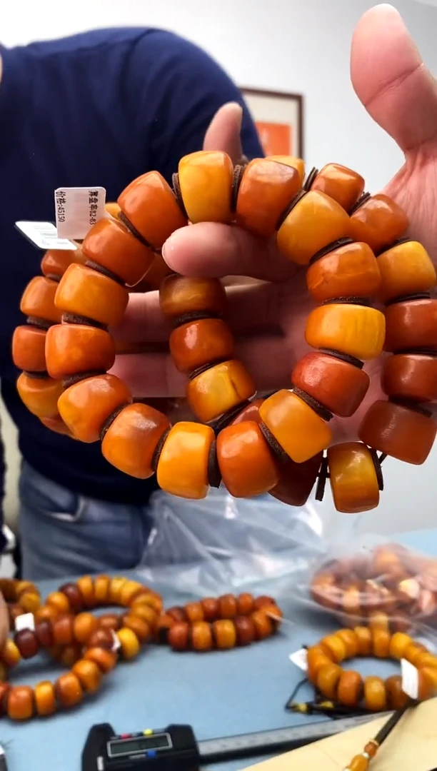 【闪购商品】蜜蜡珠宝奇石未镶嵌假一罚十，多样性发一件永久包退