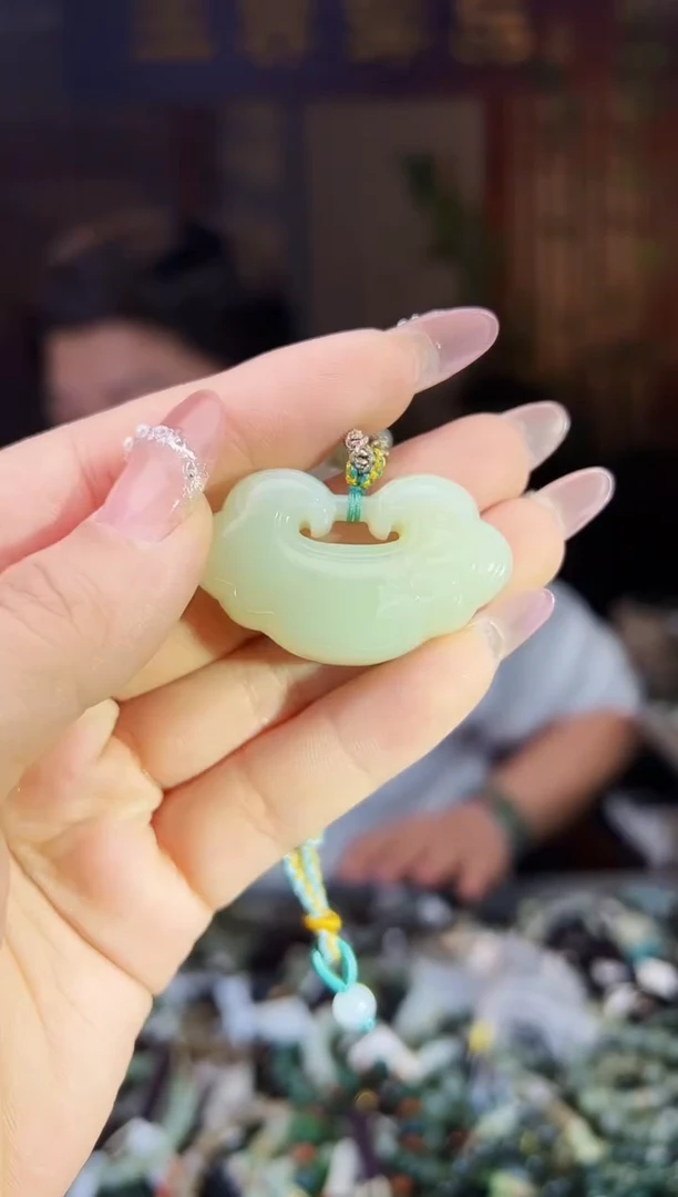 【闪购商品】和田玉颈饰未镶嵌多样性发一