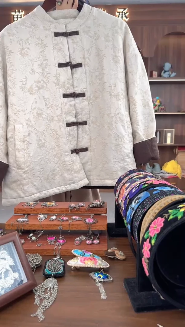 刺绣扶光苗绣传承L5