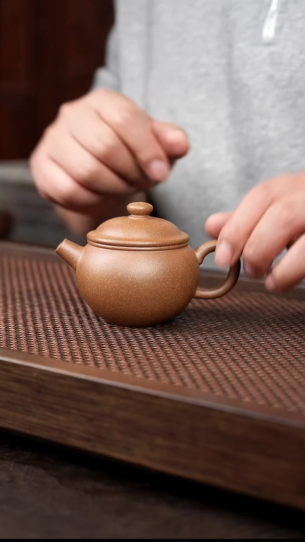 茶杯紫砂青降坡巨轮珠