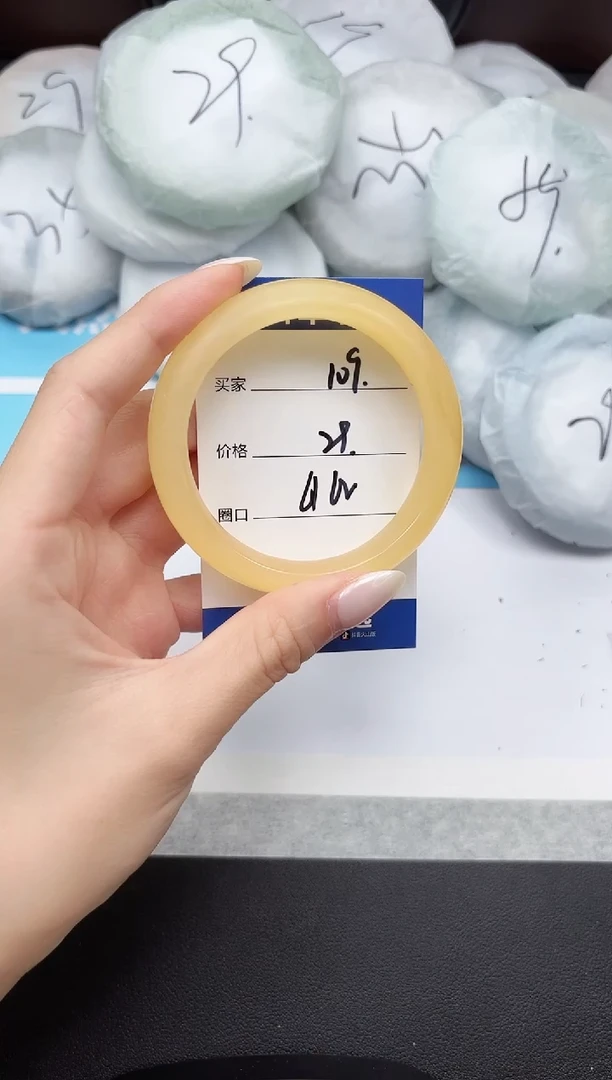 未镶嵌手镯石英质玉109/6162