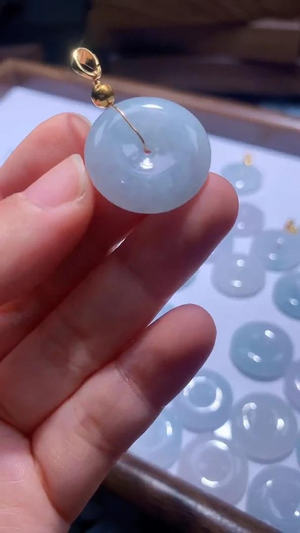 翡翠未镶嵌颈饰翡翠A货（不含链）