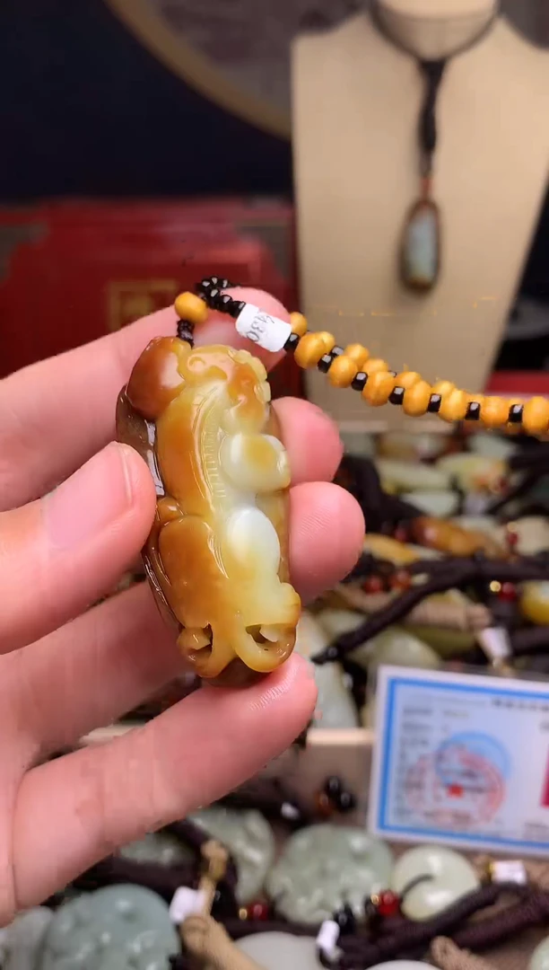 颈饰未镶嵌和田玉新疆料青海料清水和田玉吊坠