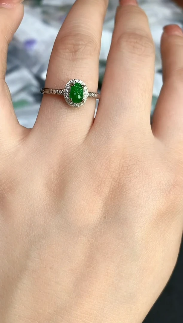 颈饰银S925镶嵌翡翠25112502