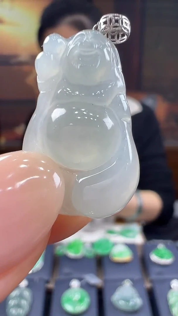 18K金镶嵌挂件翡翠布袋佛 不含链