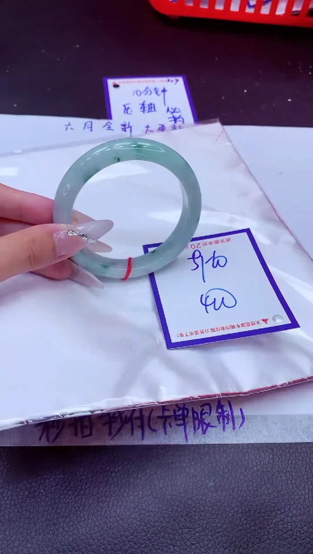 翡翠手镯未镶嵌11111111