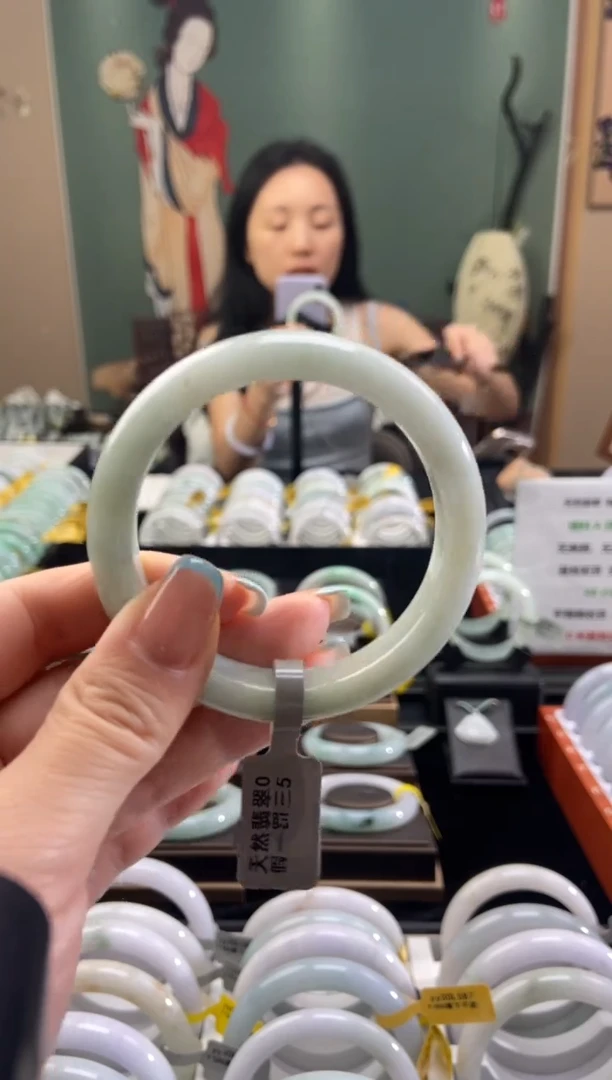 翡翠手镯未镶嵌5455圈口t
