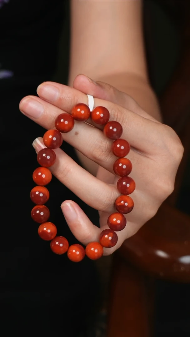 手串未镶嵌南红玛瑙【A】10M双色圆珠单圈