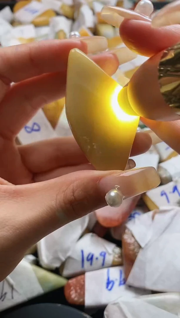 翡翠裸石翡翠挂件裸石