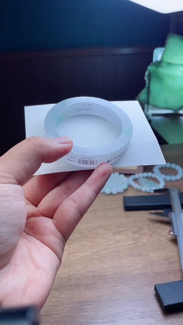 定制翡翠手镯未镶嵌壮*定制