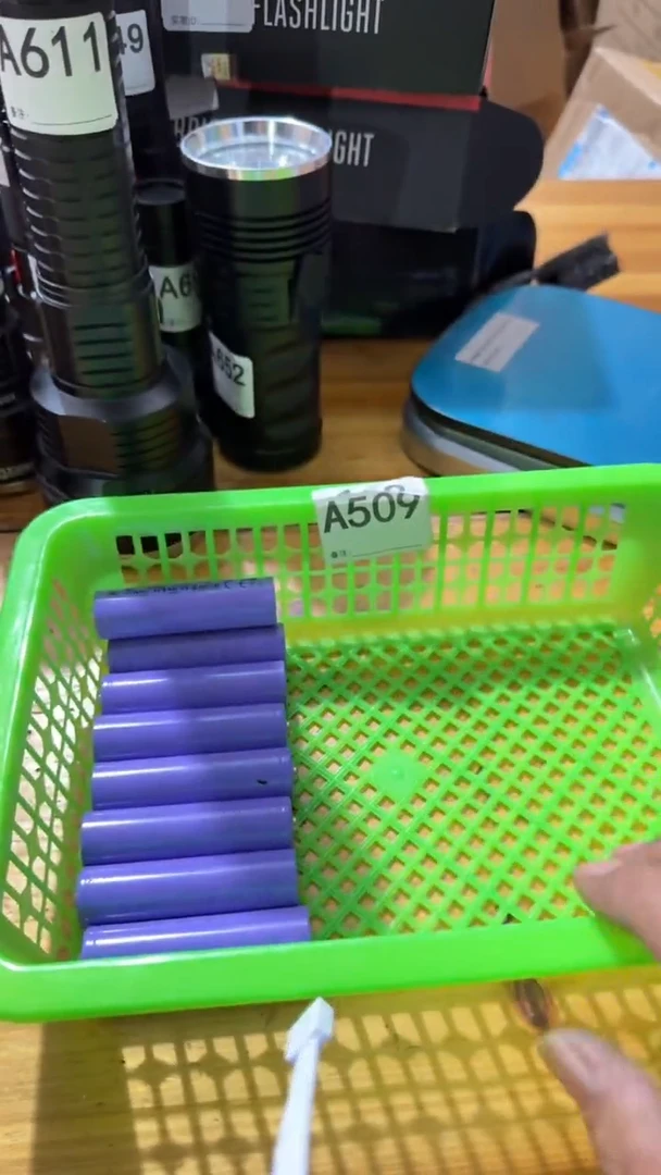 A653电池18650两千毫安发8只