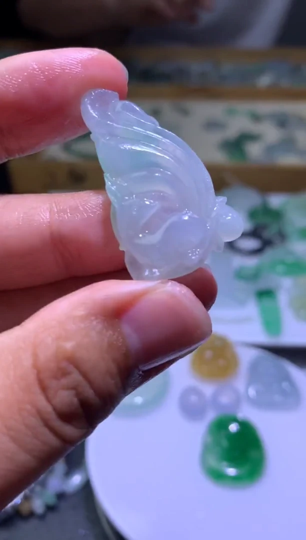 未镶嵌定制翡翠毛货