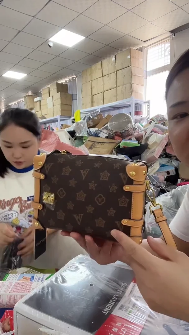 牦牛剖层皮革琪琪女包店超好看发图片款