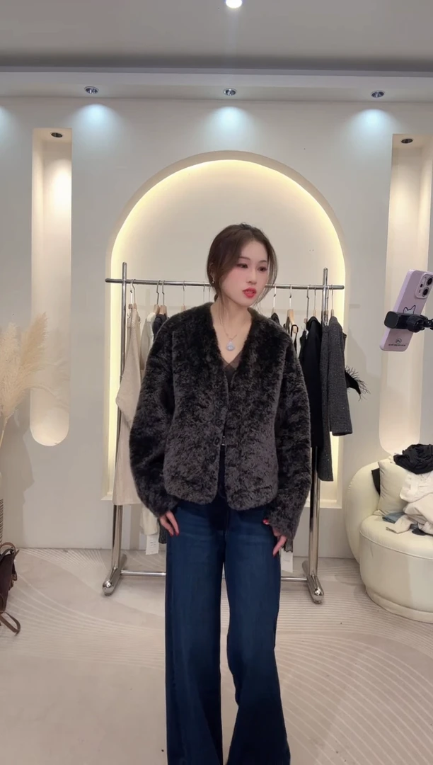 茶棕皮毛一体均码号