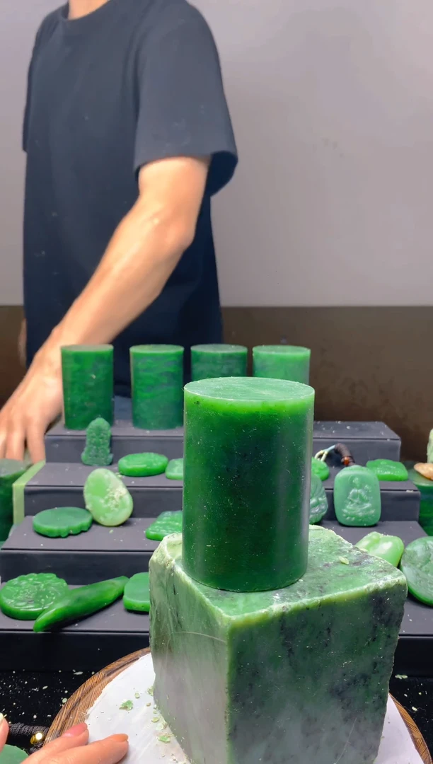 未镶嵌和田玉珠宝半成品1