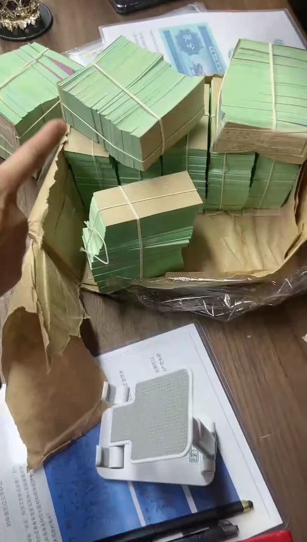 【闪购商品】csls评级-钛白纤云不挑号