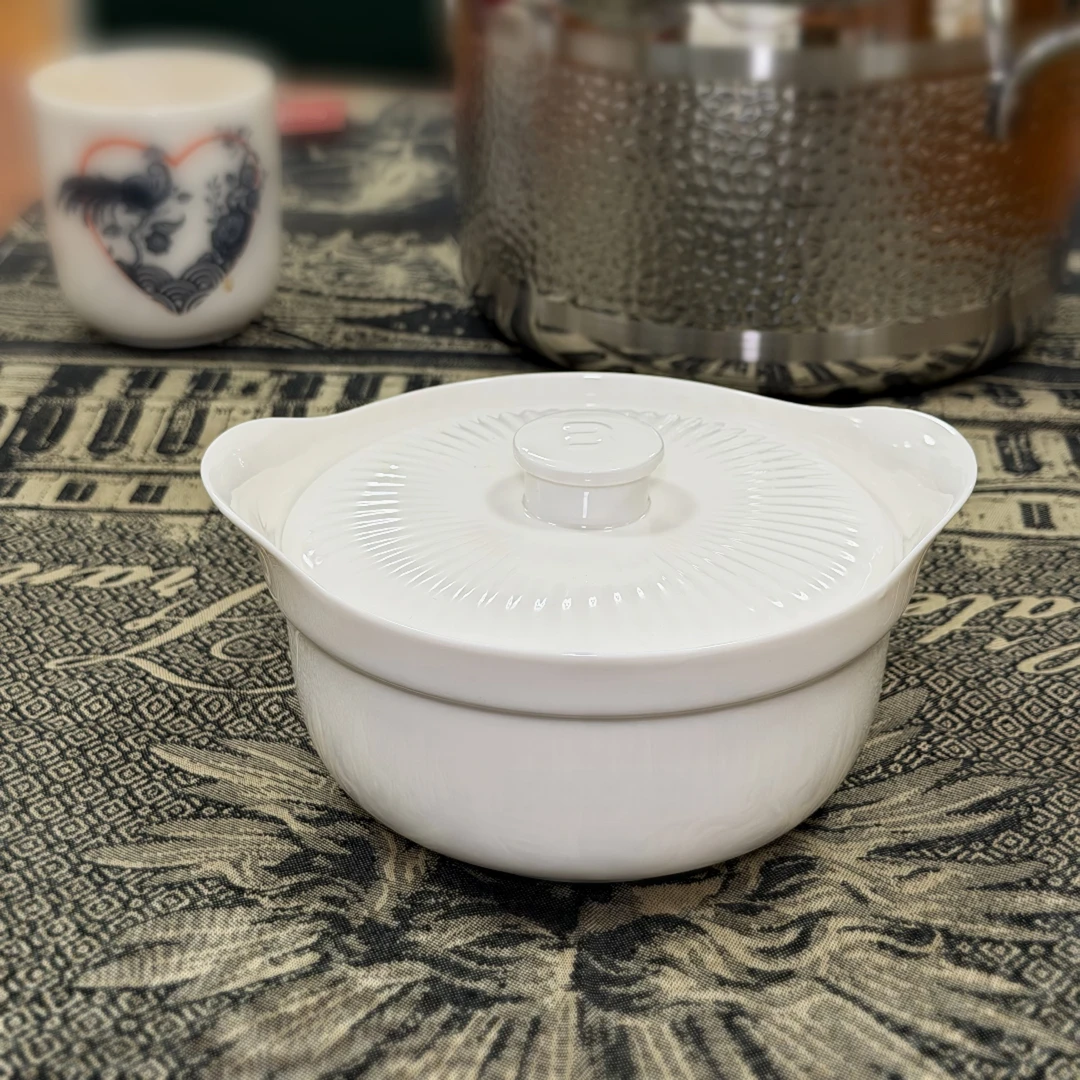 【多米家】600ML 白色条纹双耳炖盅 家用陶瓷汤盅 带盖面碗 17*9CM