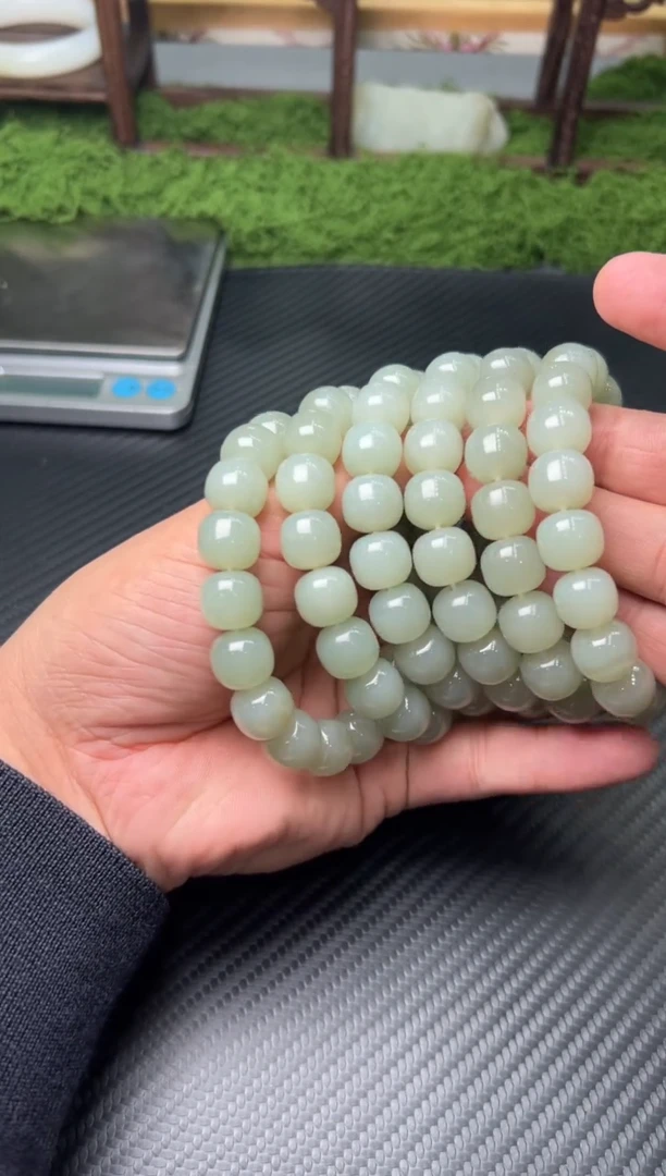 未镶嵌手串和田玉且末微色差近矿卡12多样性发货拍一发一J