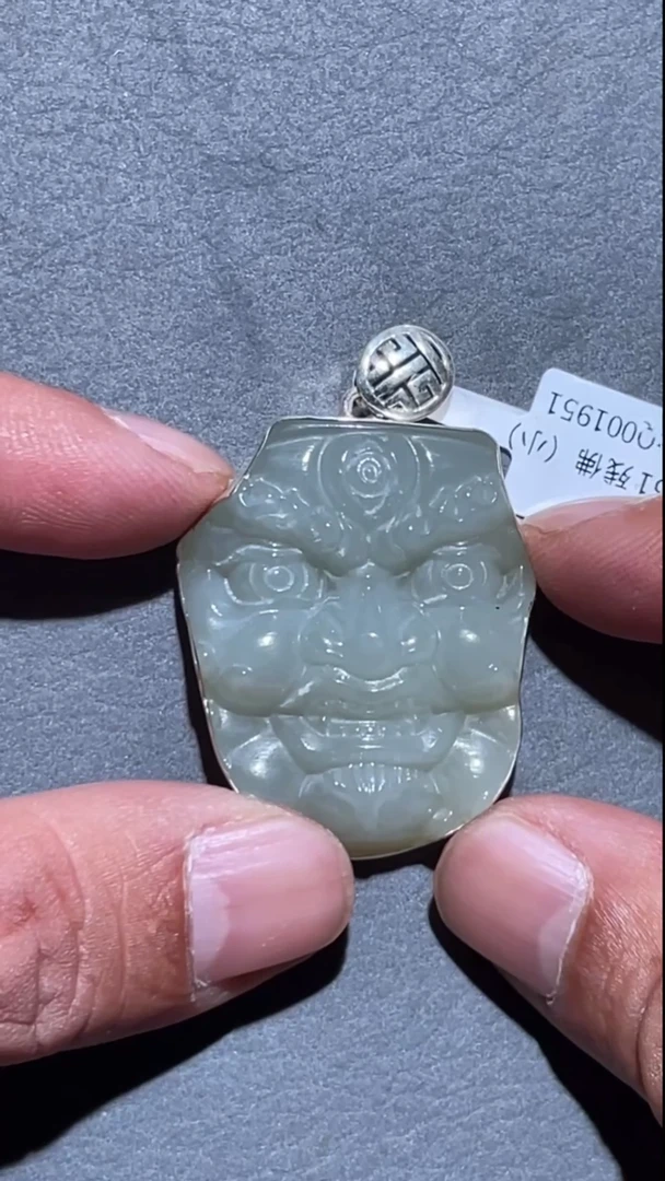 定制和田玉q001950   残佛款式挂件