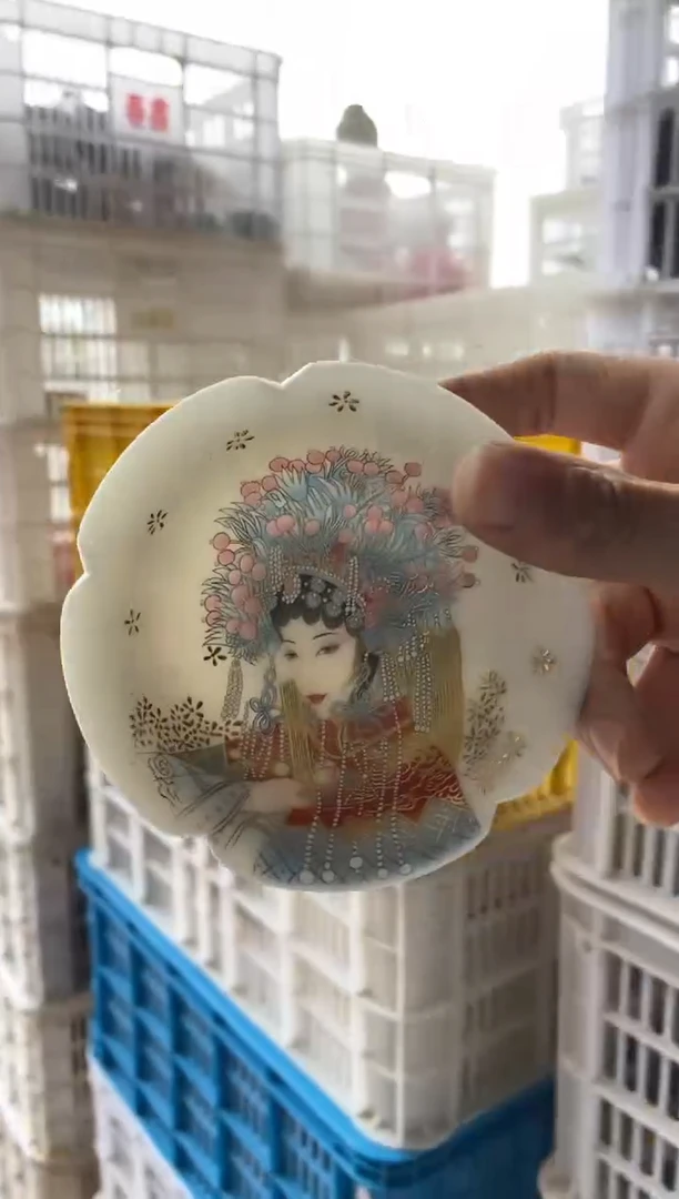 无运费险有瑕疵的摄影的产品有使用过的痕迹有点脏介意勿拍