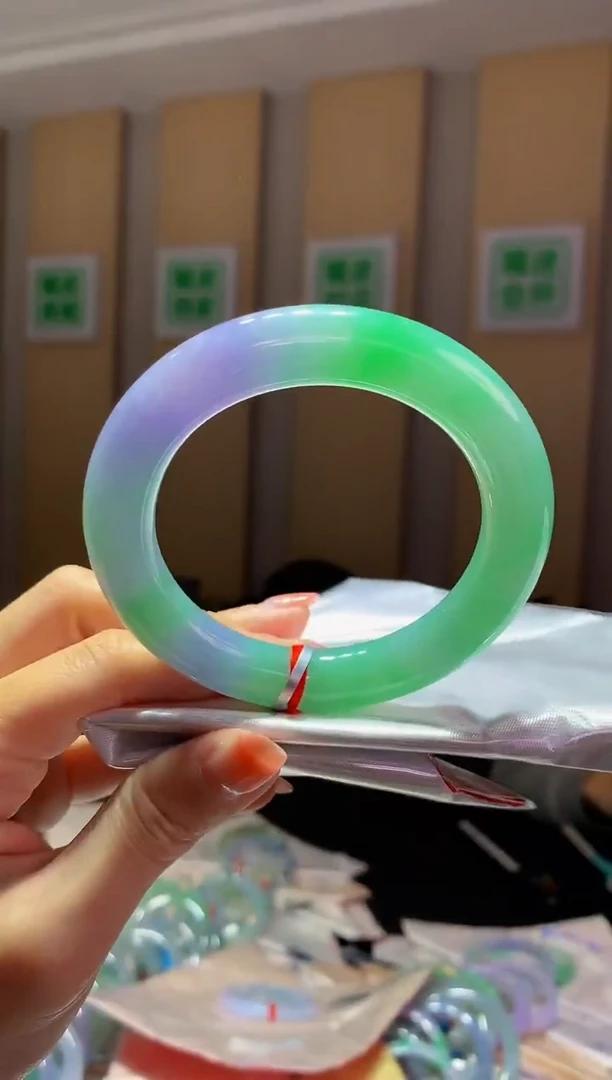 未镶嵌手镯翡翠-C202 圈口56.9