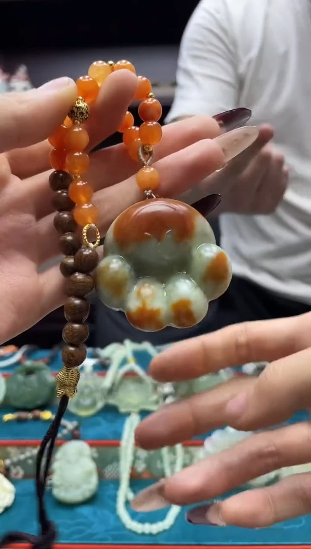 未镶嵌岫玉吊坠·