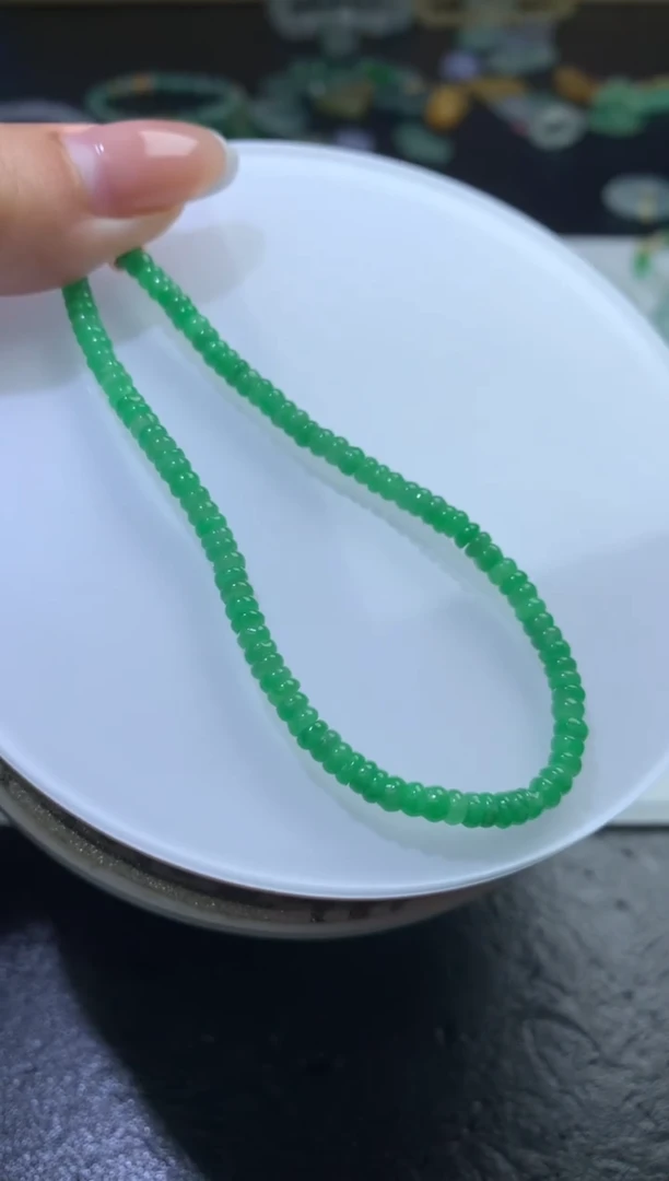 未镶嵌定制翡翠毛货 卡3.5