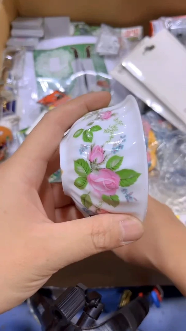 瓷片大****间瑕疵品瓷器瓷器瓷器