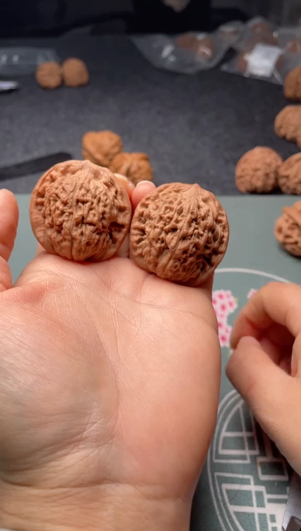 把件文玩核桃w237  莲花 39尺